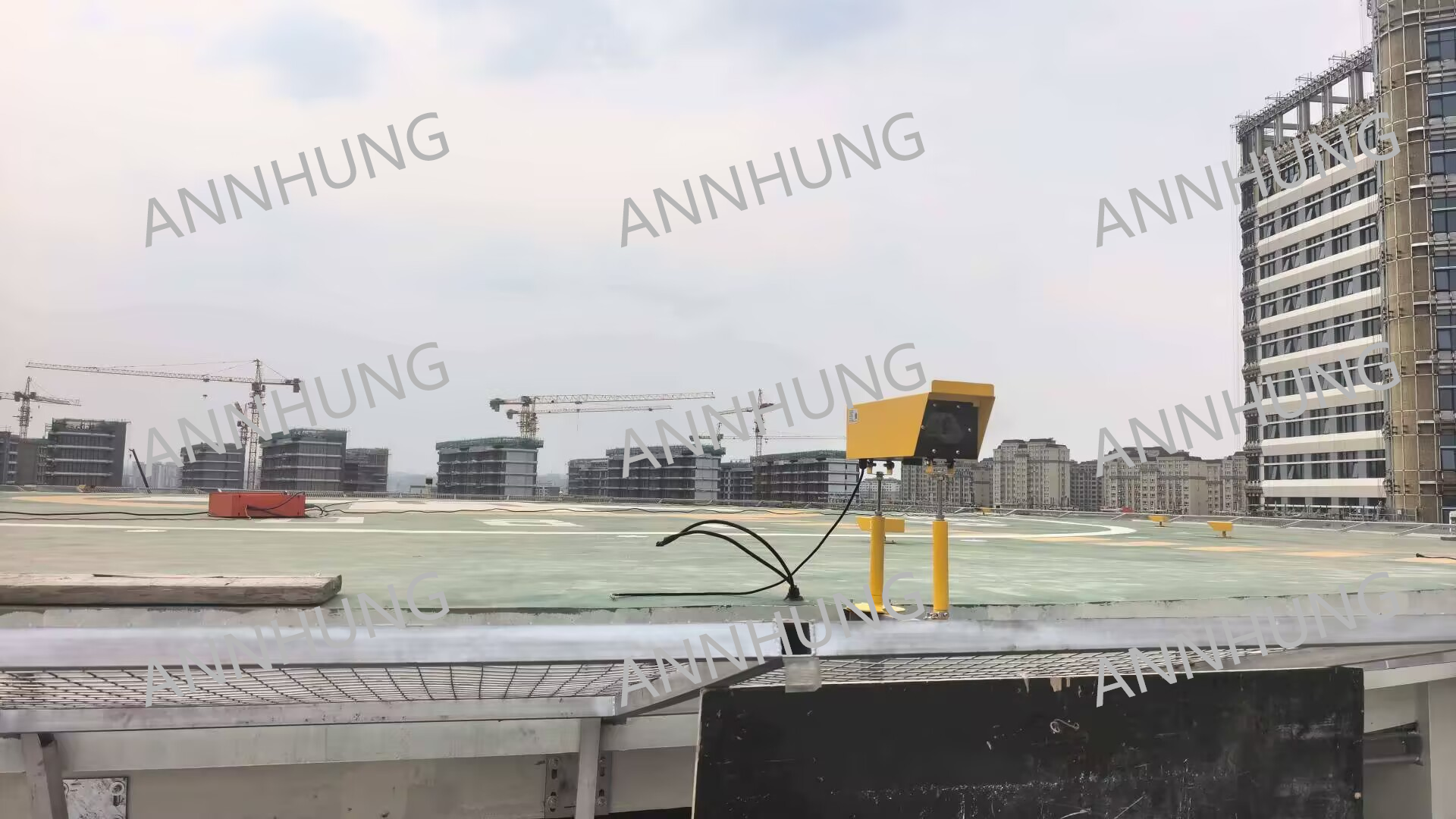 son şirket davası hakkında Kurulum Örneği - CHAPI Heliport Yaklaşma Yolu Göstergeleri