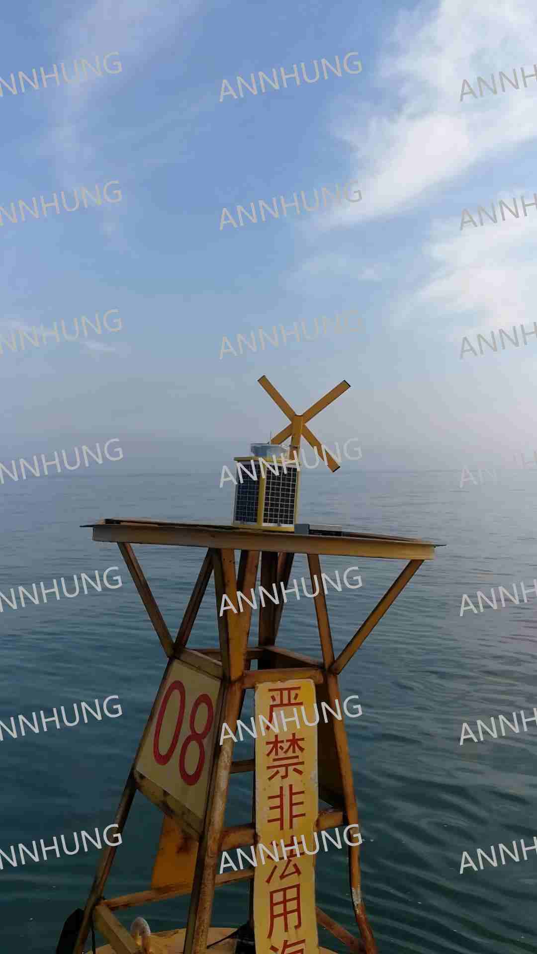 son şirket davası hakkında Project Case Display of AH-ML-S7 LED Solar Powered Marine Lantern on Offshore Navigation Buoy 